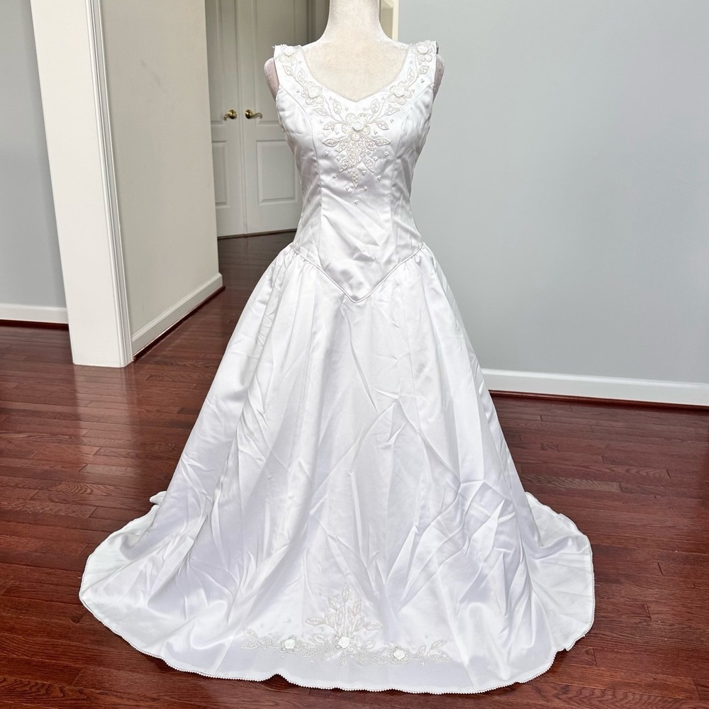 Handmade 70s 80s 90s White Beaded Embellished Faux Pearl Wedding Dress Small